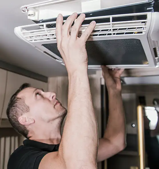  Professional Licensed And Insured Cleaners in Covington, KY